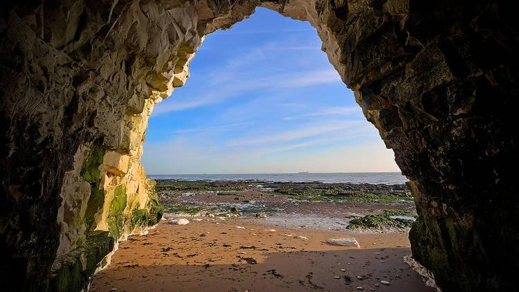 Cosy Coach House Garden Apartment By The Sea, Own Entrance Door, Garden Terrace With Exclusive Rear Door Access & Free Reserved Parking Space Only 2 Mtrs From Your Apt Door! Early Checkin From 3Pm And Late Check Out Till 11Am Available! Broadstairs Exteriör bild