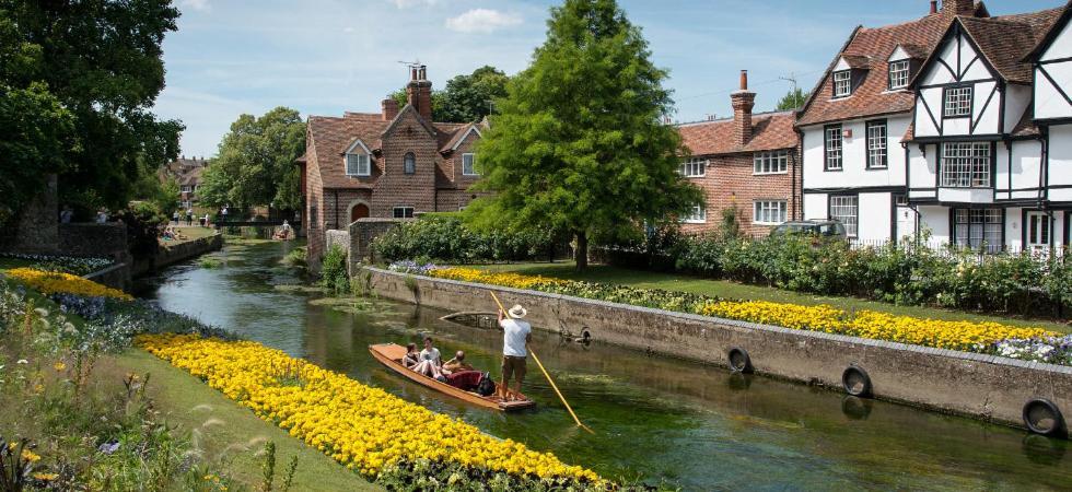 Cosy Coach House Garden Apartment By The Sea, Own Entrance Door, Garden Terrace With Exclusive Rear Door Access & Free Reserved Parking Space Only 2 Mtrs From Your Apt Door! Early Checkin From 3Pm And Late Check Out Till 11Am Available! Broadstairs Exteriör bild